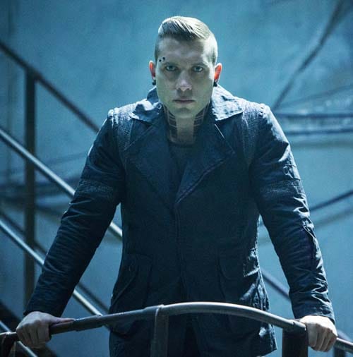 Win a copy of Divergent starring Bonds boy Jai Courtney