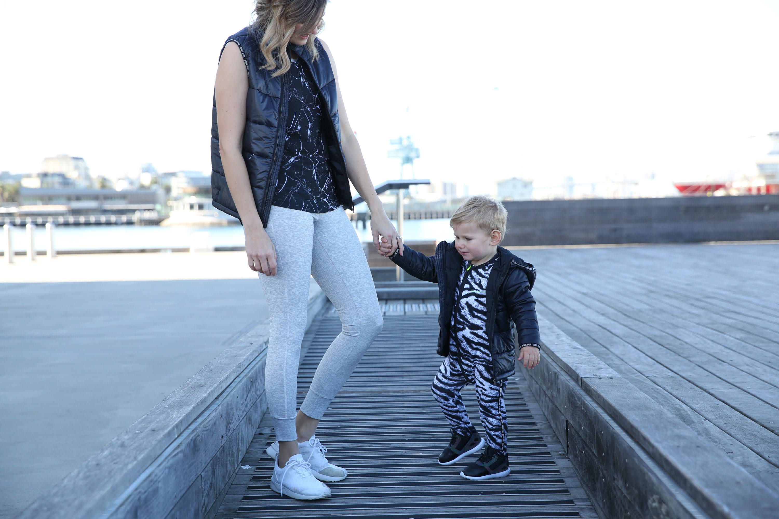 Chic & Sporty – fashion mom blog