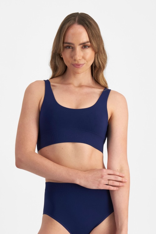 Bases Seamless Scoop Crop