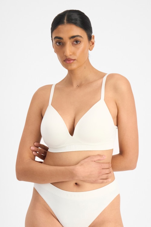 Bases Seamless Wirefree Bra