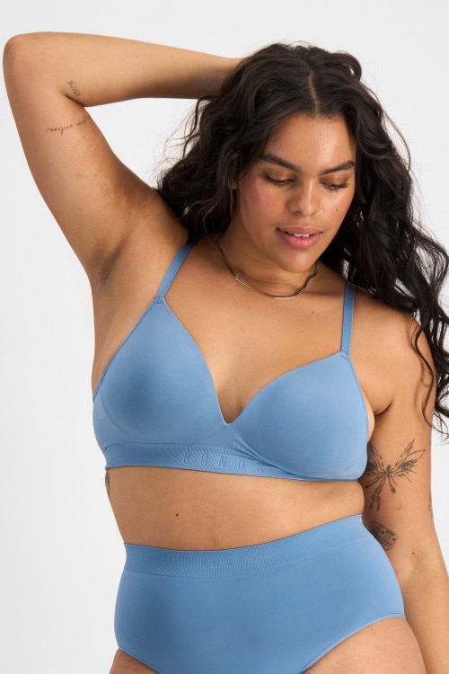 Bases Wirefree Seamless Bra