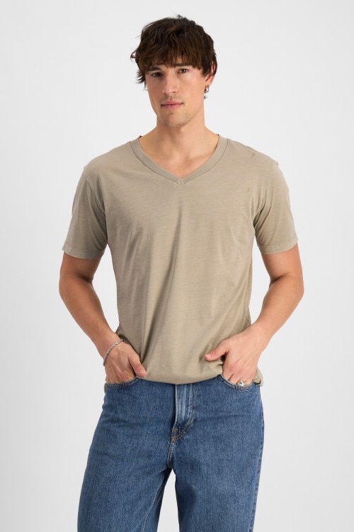 Midweight V Neck Tee
