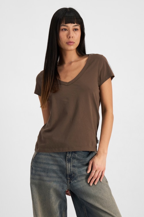 Midweight V Neck Tee