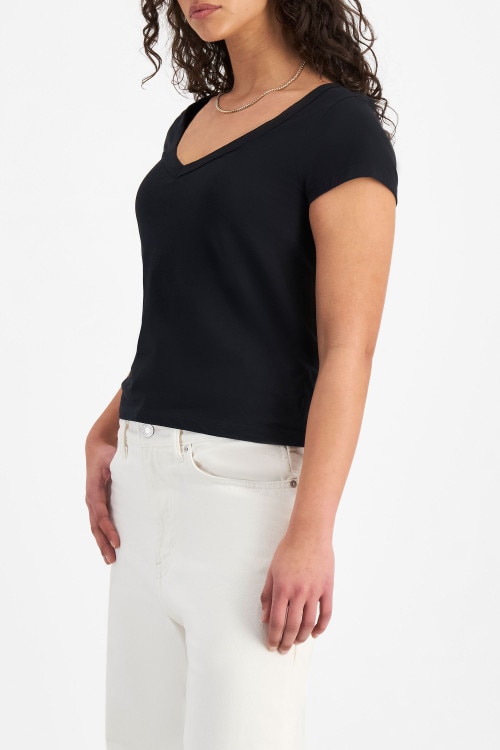 Midweight V Neck Tee