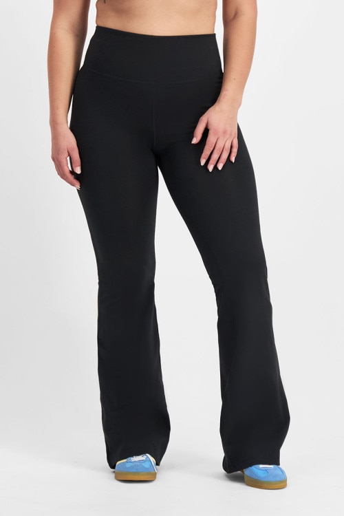 Move Flare Pant