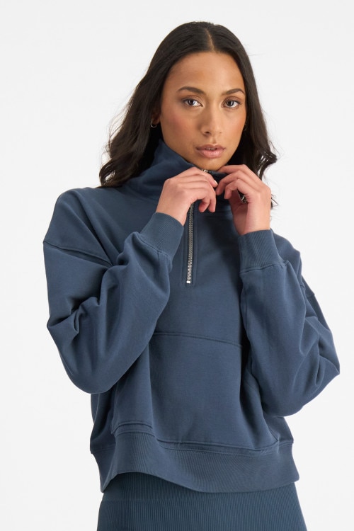 Move Half Zip Pullover