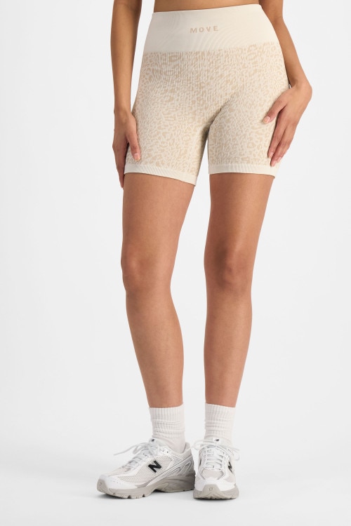 Move Rib Seamless Midi Short