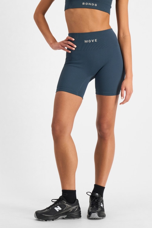 Move Rib Seamless Midi Short