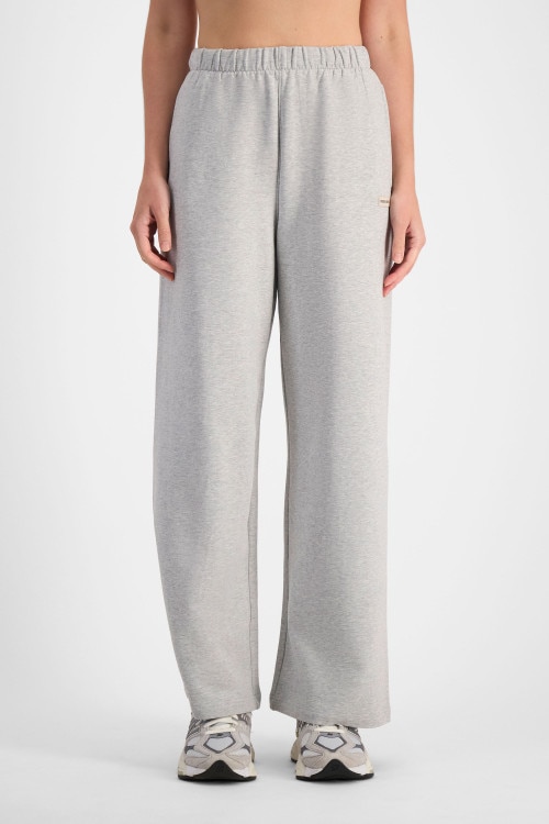 Move Straight Leg Trackie