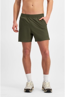 Move 5" Active Short