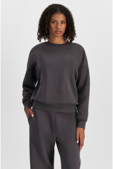 Essentials Fleece Pullover