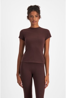 Move Cotton Stretch Tee