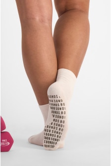Womens Grip Half Crew Socks 2 Pack