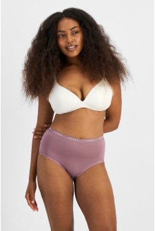 Invisitails Full Brief