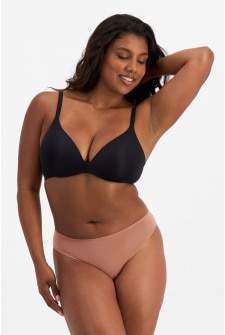 Camryn (She/Her) wears size 10 and is 177cm tall with 95cm chest and 74cm waist