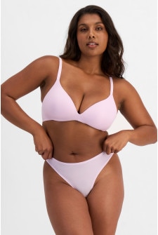 Camryn (She/Her) wears size 10 and is 177cm tall with 95cm chest and 74cm waist