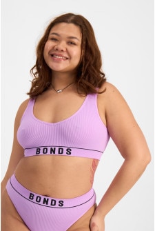 Retro Rib™ Seamless Deep V Crop