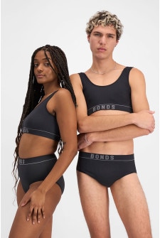 Jonti (they/them) wears a size 10, is 173cm tall, with 85cm bust and 67cm waist. 
Blu (they/them) wears size 12, is 176cm tall, with 89cm chest and 73cm waist.