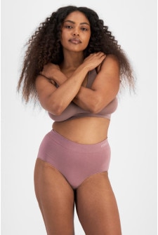 Seamless Full Brief