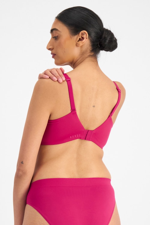 Bases Underwire Scoop Bra