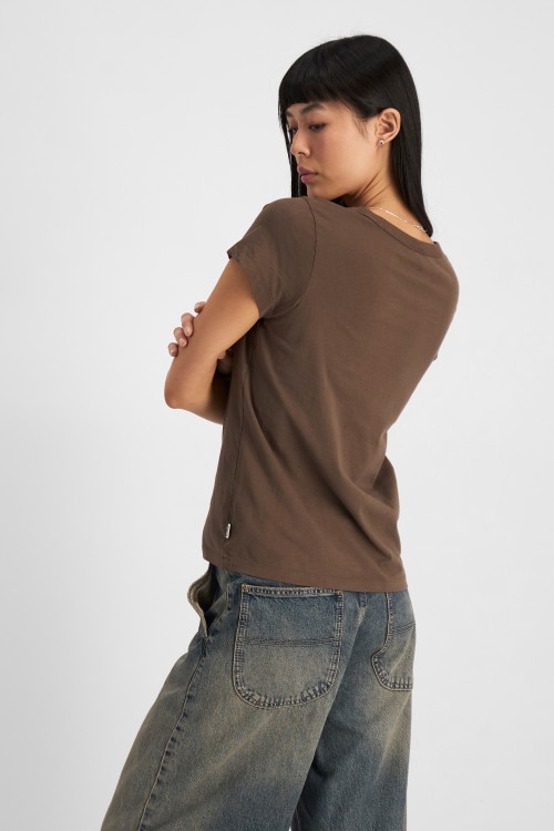Midweight V Neck Tee