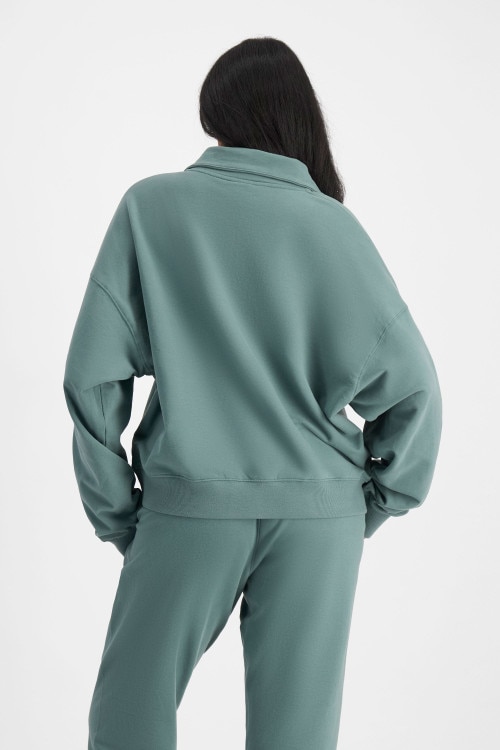 Move Half Zip Pullover