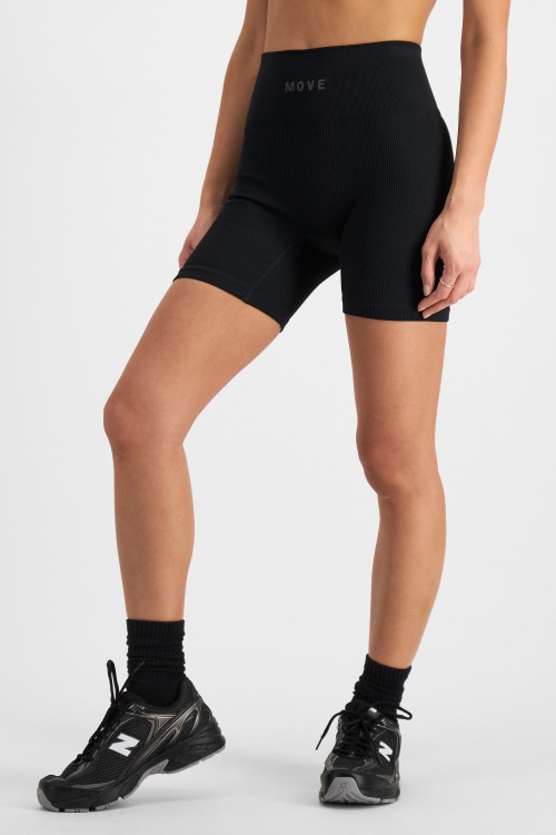 Move Rib Seamless Midi Short