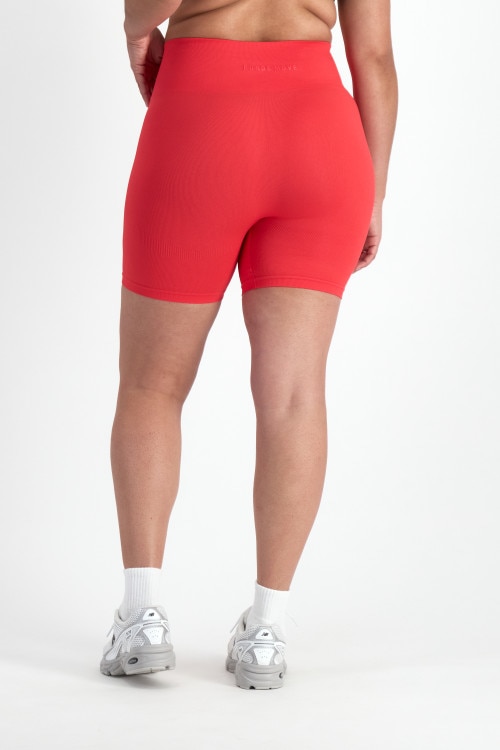 Move Seamless Midi Short
