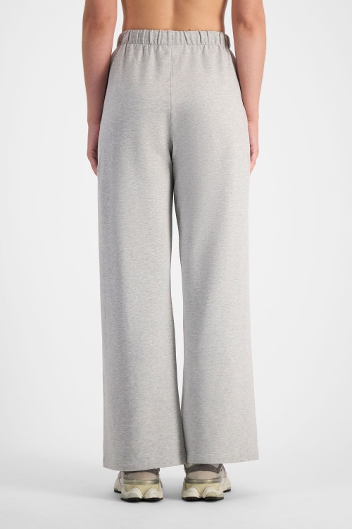 Move Straight Leg Trackie