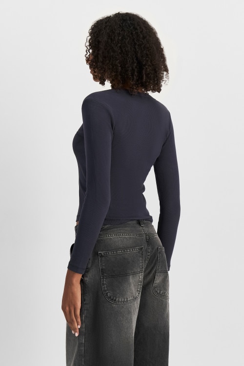 Organic Rib Long Sleeve Scoop Tee