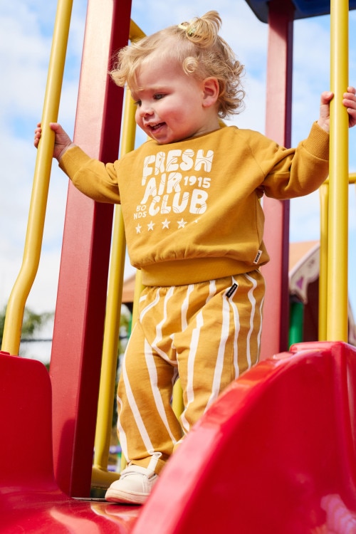 Soft Threads Pullover