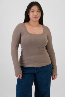 Rib Scoop Long Sleeve Support Tee