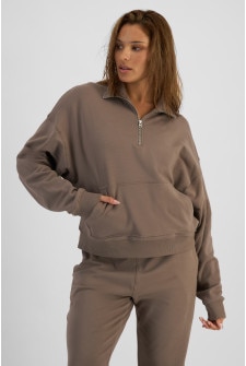 Move Half Zip Pullover