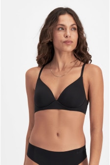 Steph (She/Her) wears size 12B and is 170cm tall with 81cm chest and 66cm waist
