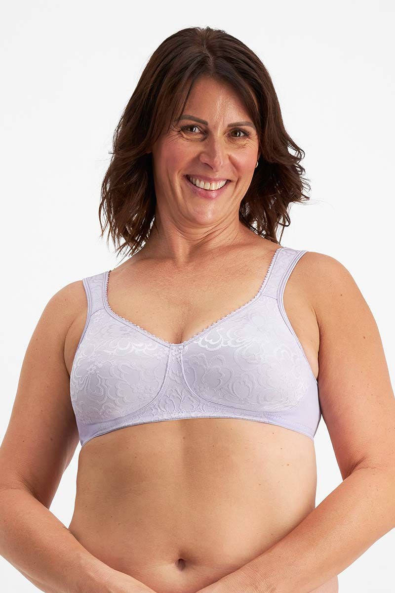 Playtex Ultimate Lift & Support Wirefree Bra White