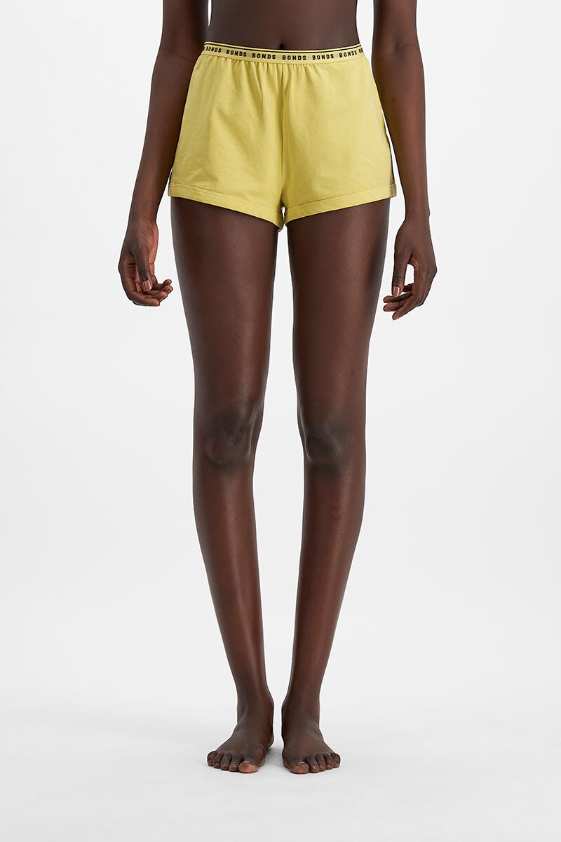 BONDS Everyday Livin Logo Short 