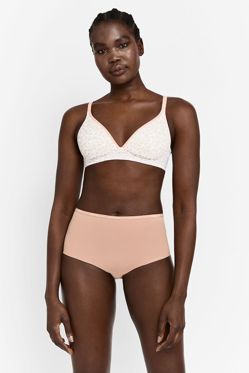 Bonds no lines full brief clearance