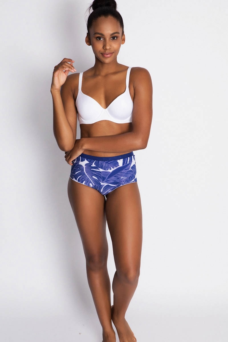 Bonds no lines full brief clearance