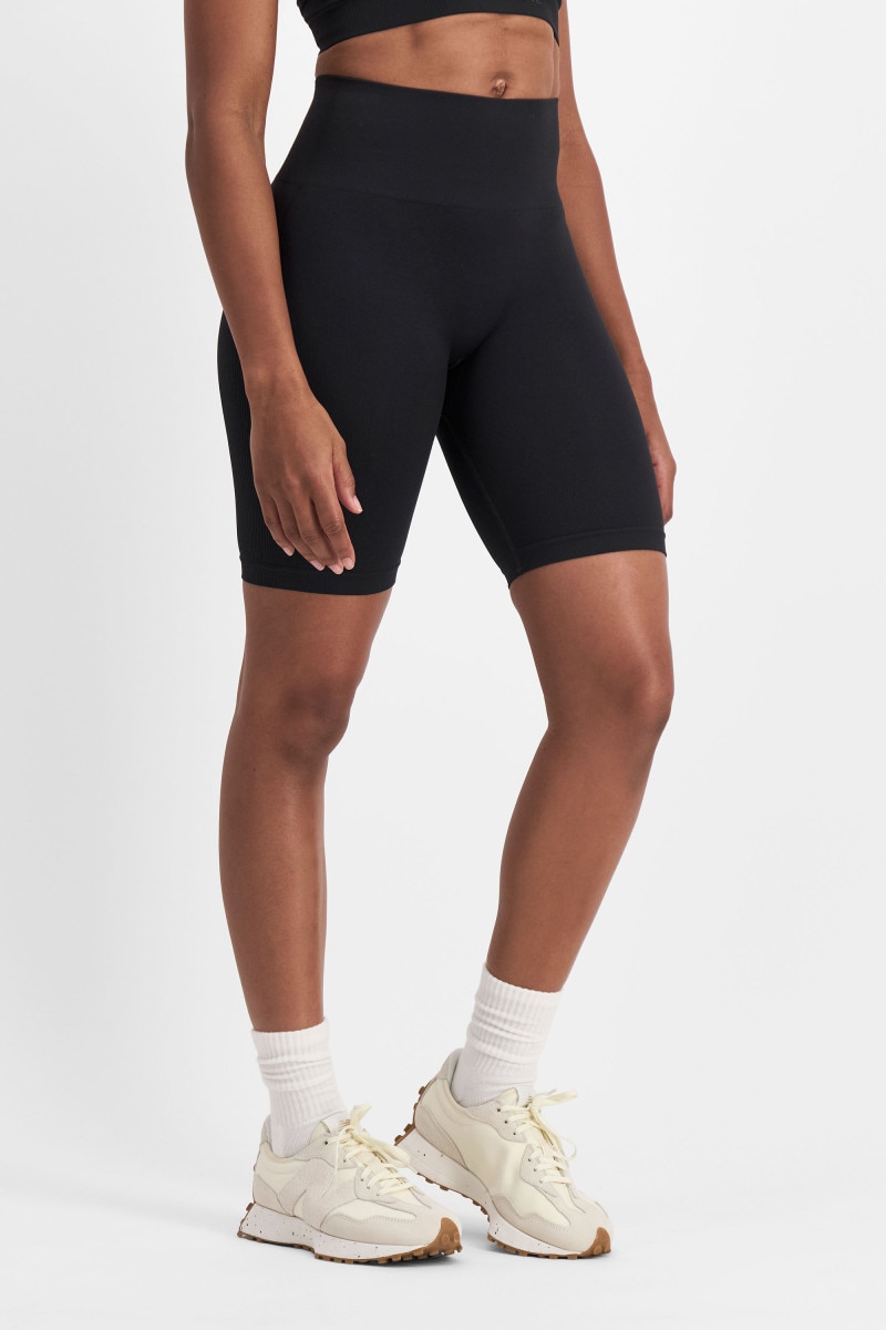BONDS Move Seamless Bike Short CRVPI Black
