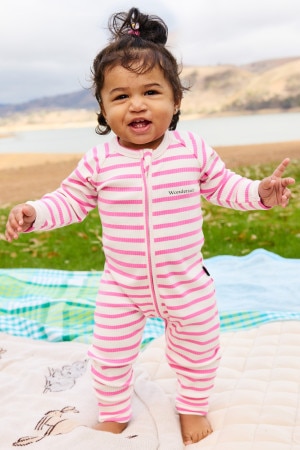 Wide Needle Rib Zippy