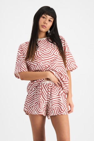Nancy (She/Her) wears size S and is 170cm tall with 82cm chest and 64cm waist