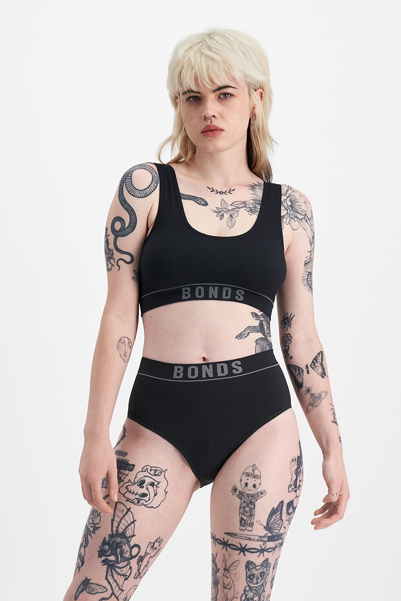 BONDS Retro Rib™ Wirefree Tee Bra, YXF7Y