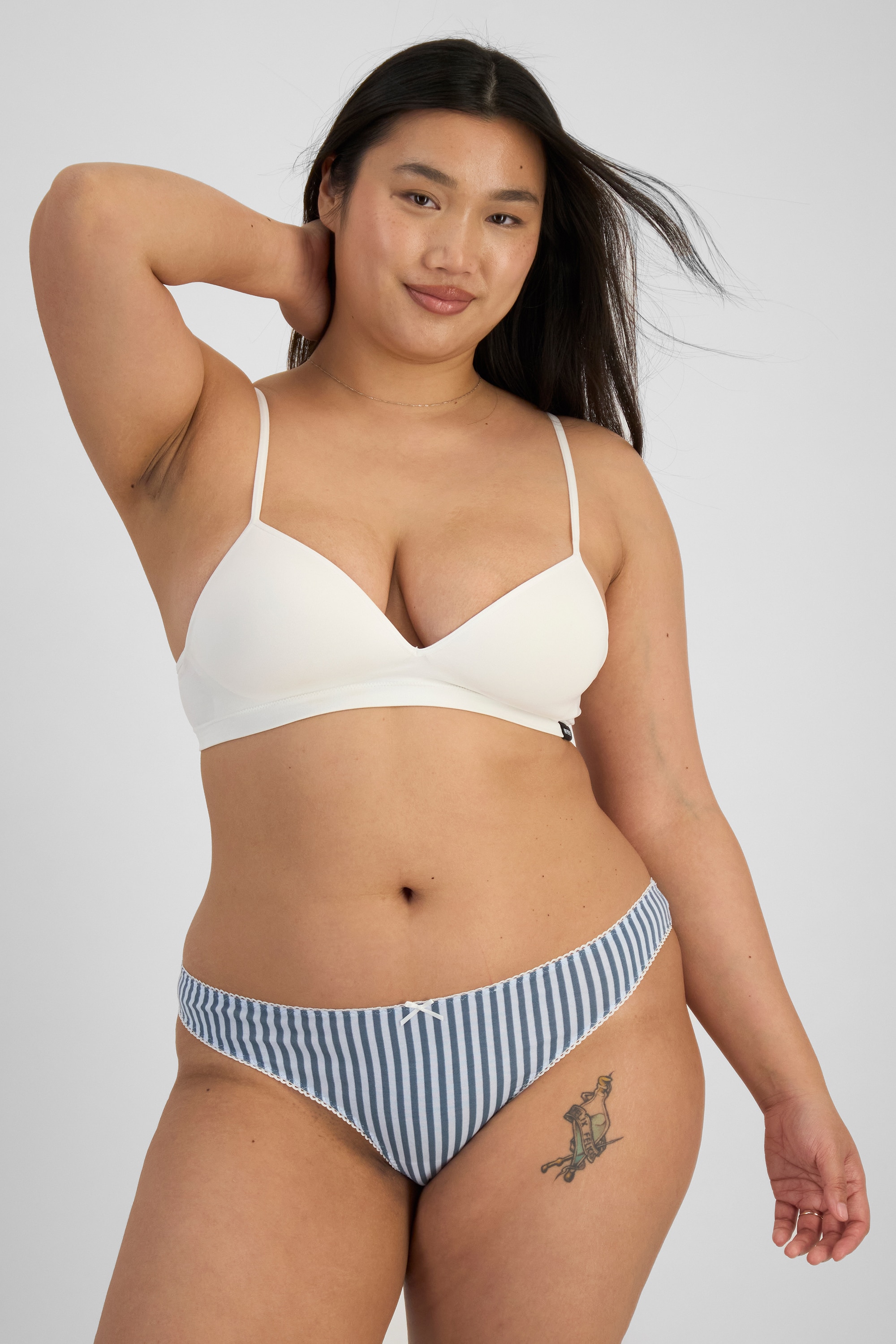 Bonds Women's Match Cotton Its Gee Size: 8