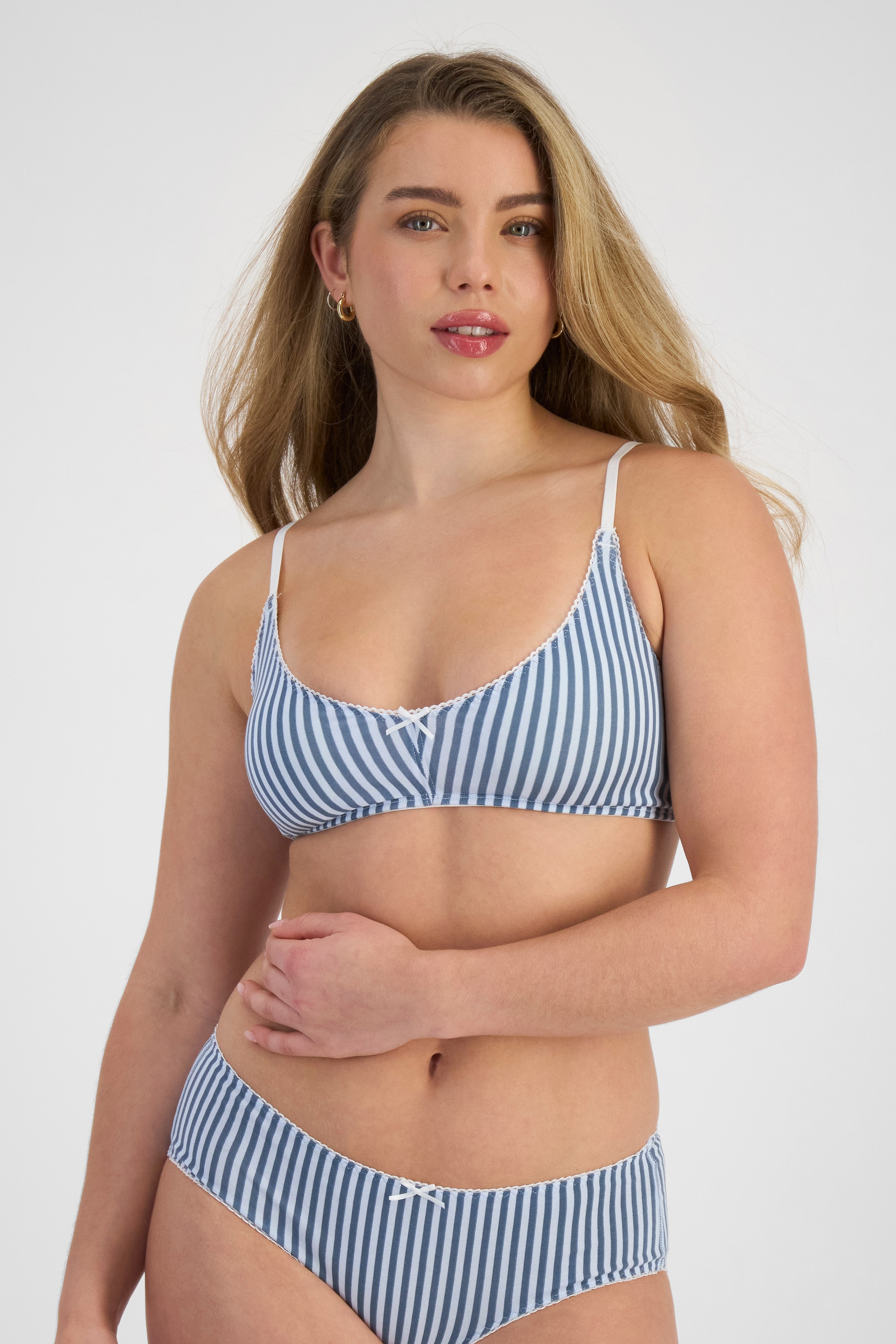 Bonds Women's Match its Bralette Size: 10