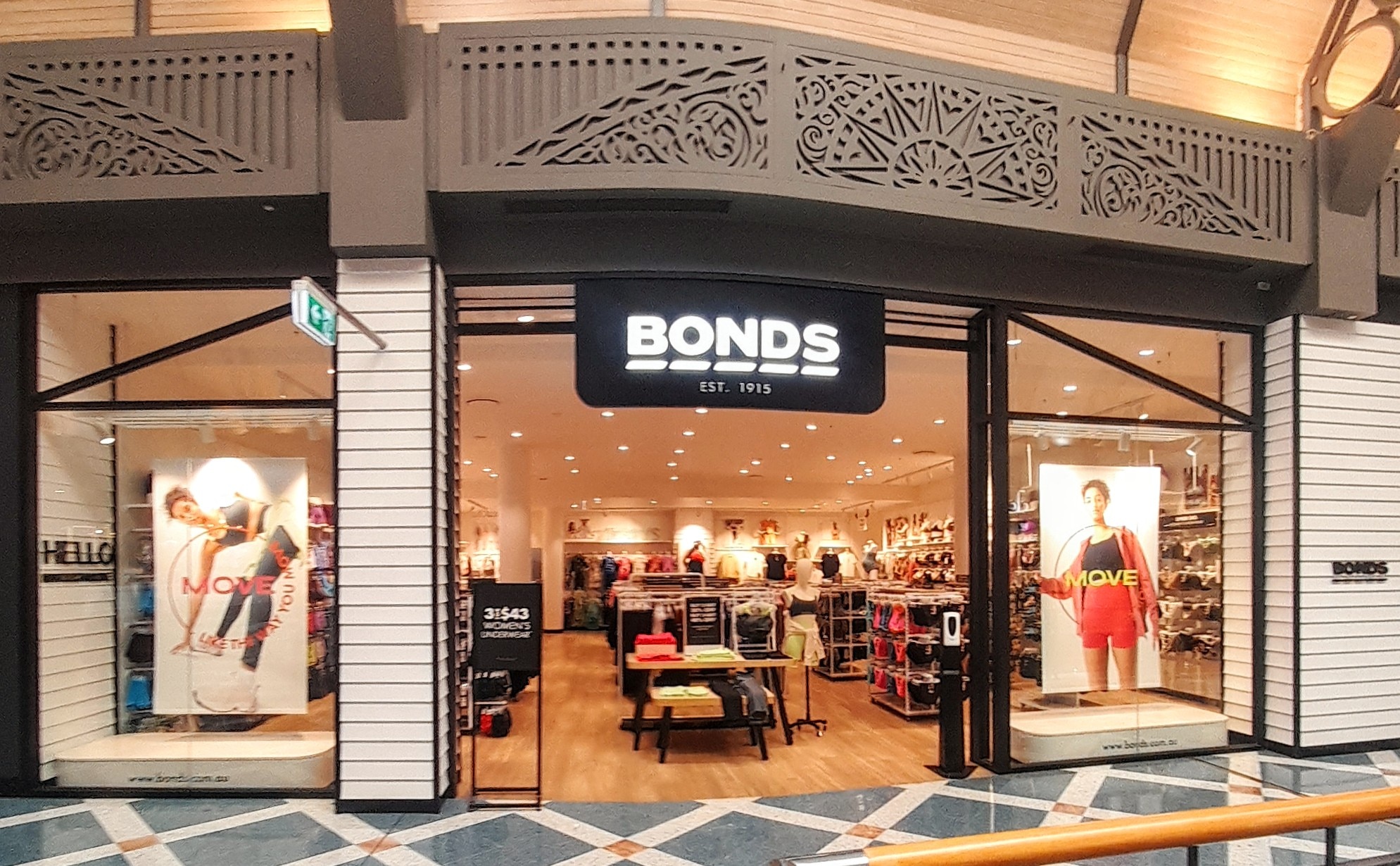 Bonds Store Sunshine Plaza